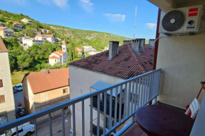 Wohnung mit Balkon in Obrovac